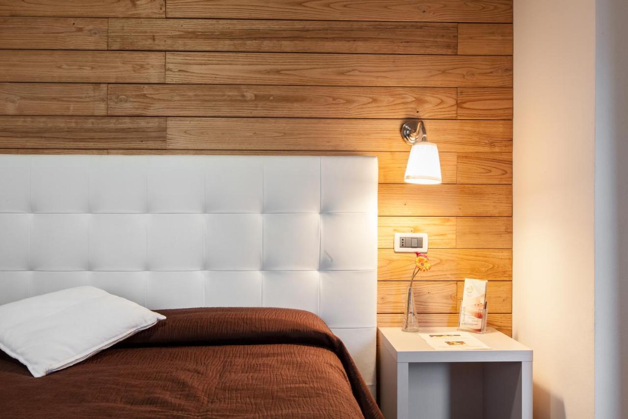 Piccolo Hotel Aurora 아바디아산살바토레 외부 사진