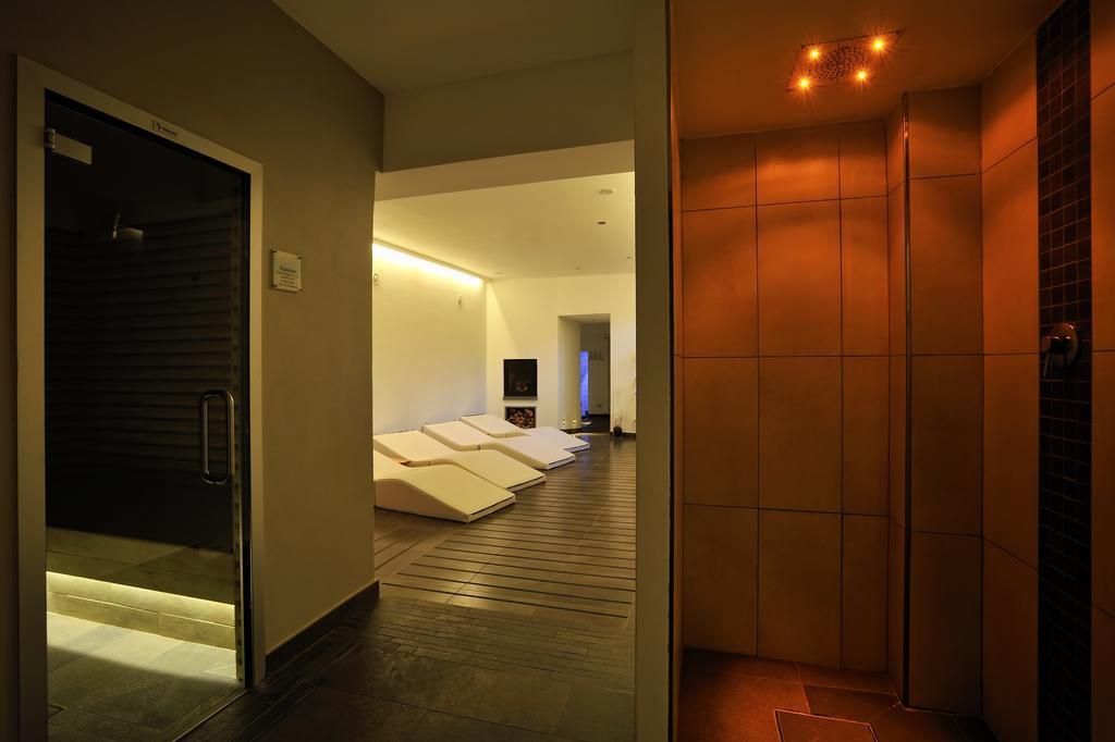 Piccolo Hotel Aurora 아바디아산살바토레 외부 사진