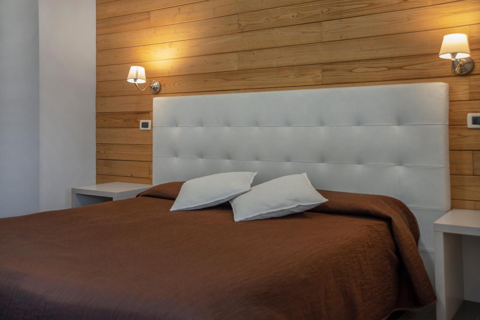 Piccolo Hotel Aurora 아바디아산살바토레 외부 사진
